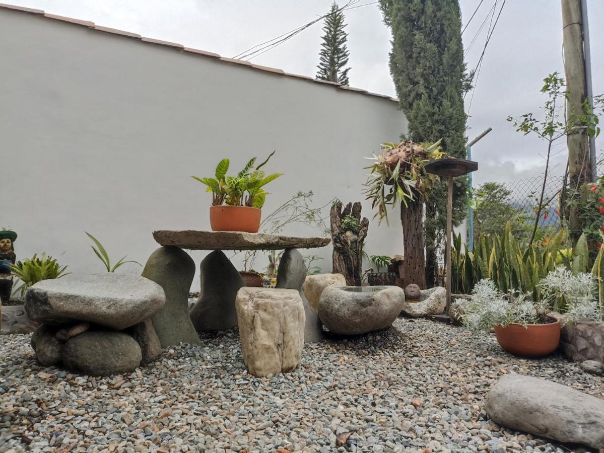 Casa De Las Rocas Hostel 하르딘 외부 사진