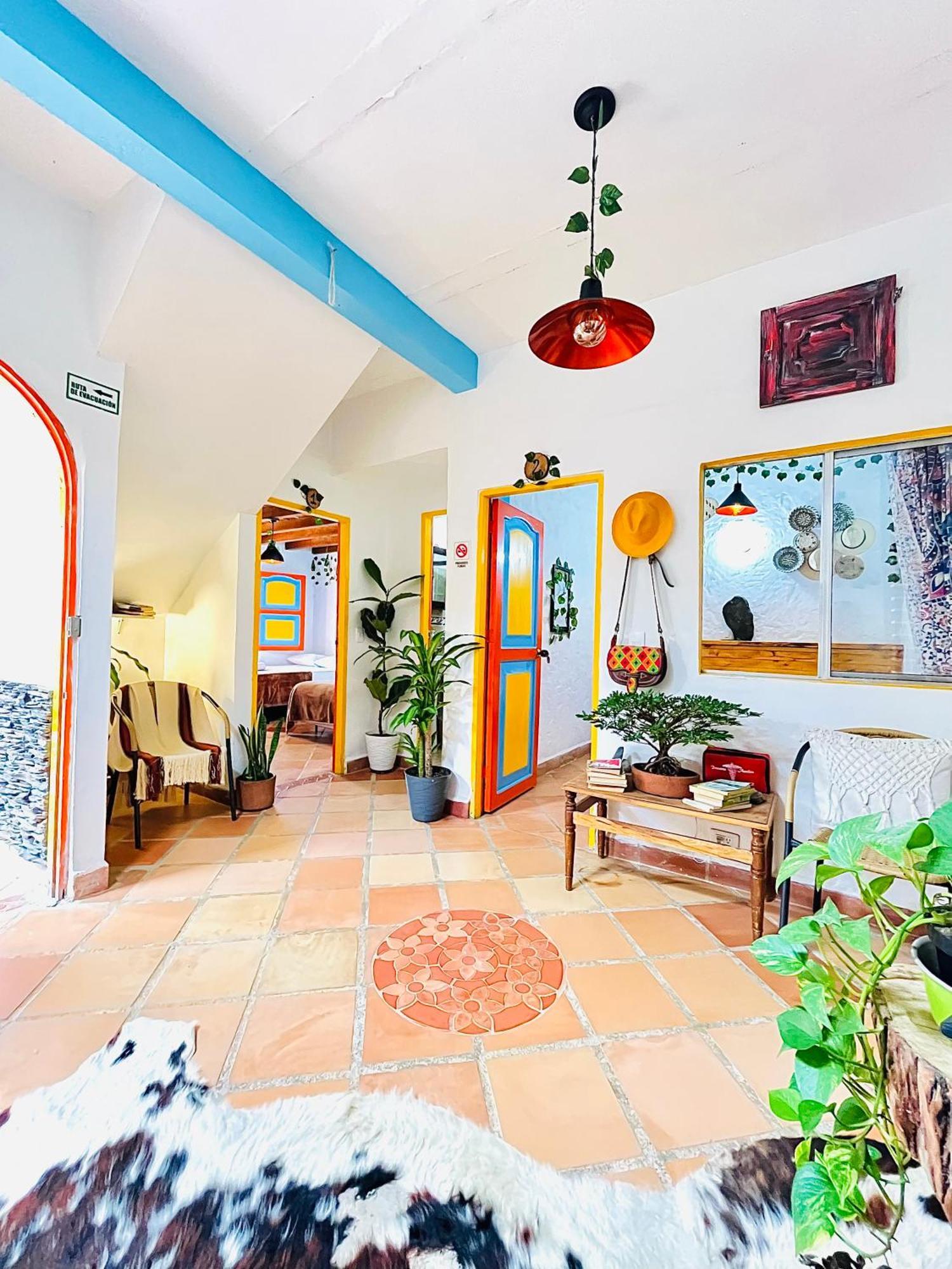 Casa De Las Rocas Hostel 하르딘 외부 사진