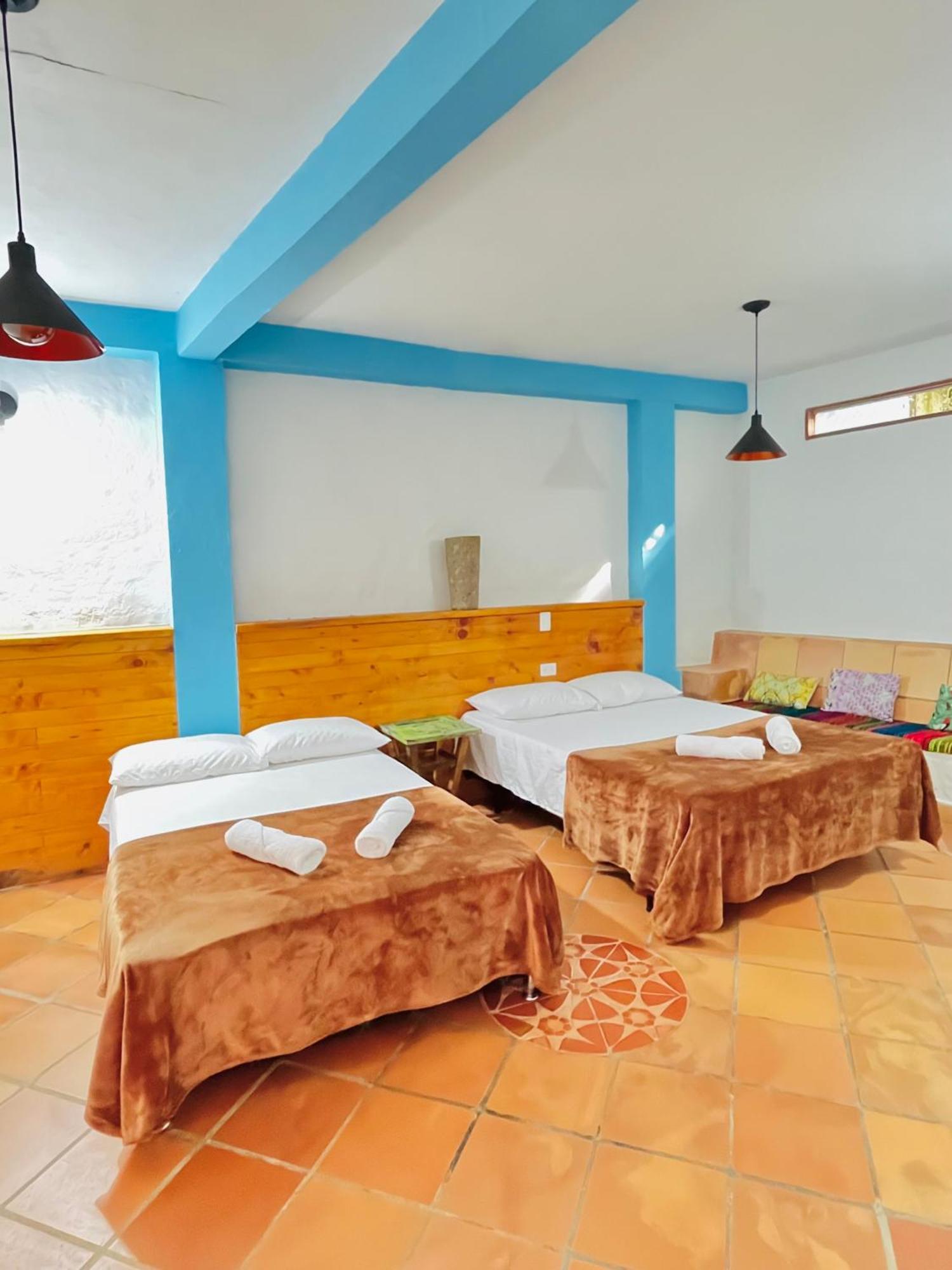 Casa De Las Rocas Hostel 하르딘 외부 사진